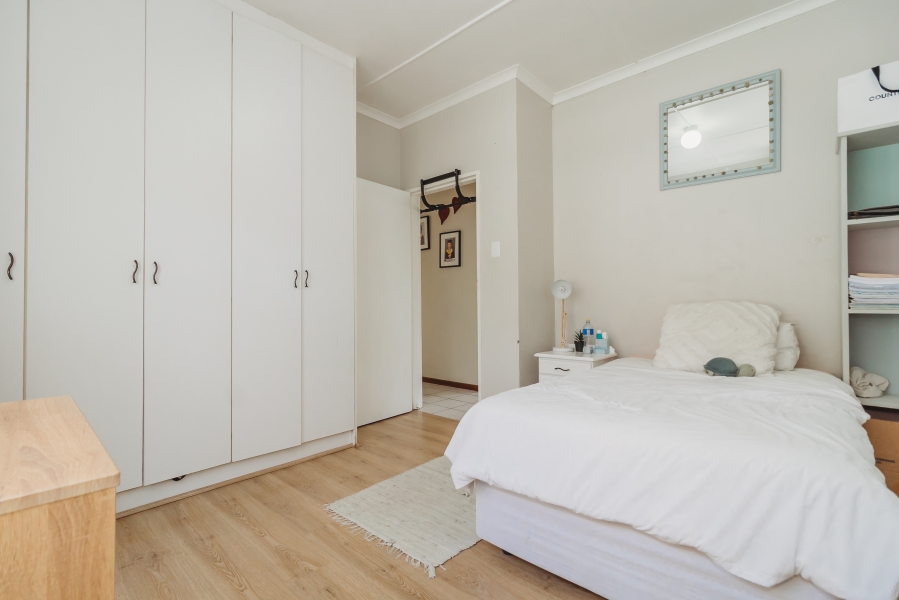 4 Bedroom Property for Sale in Bodorp Western Cape